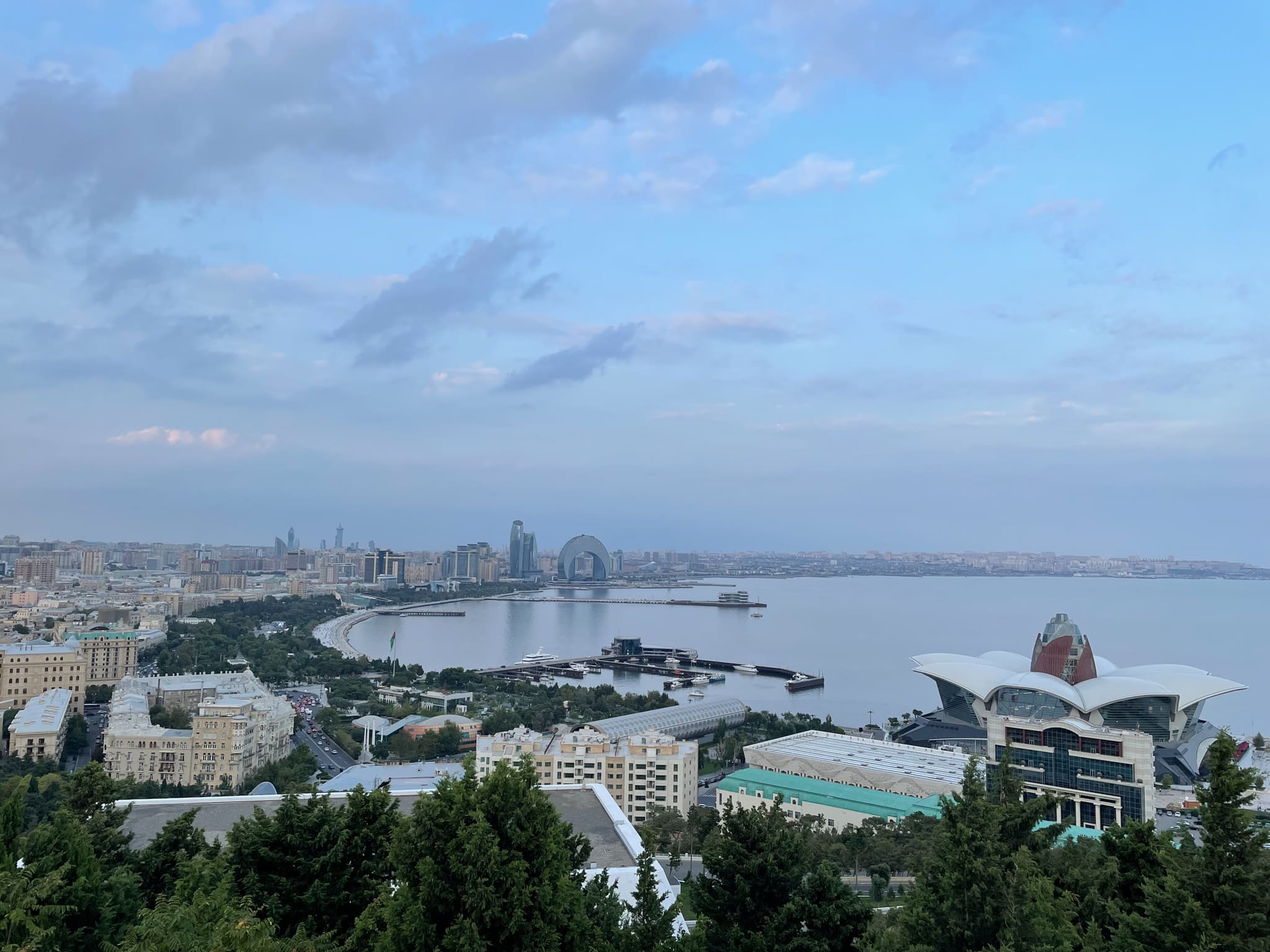 Azerbaigian - Tutto ciò che c'è da sapere raccontato da chi c'è stato - Intervista a Cecilia Busti e Lorenzo Apostolico