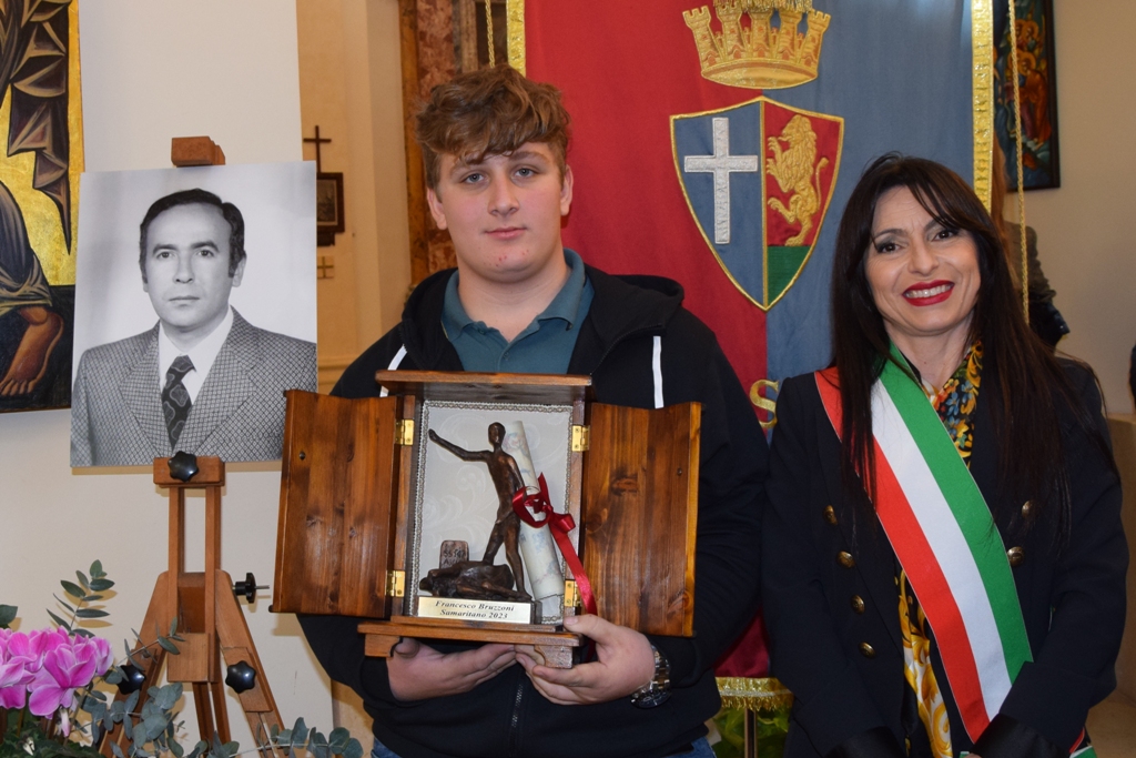 Premio Samaritano 2023, premiato Francesco Buzzoni dopo l’incidente di Zeri